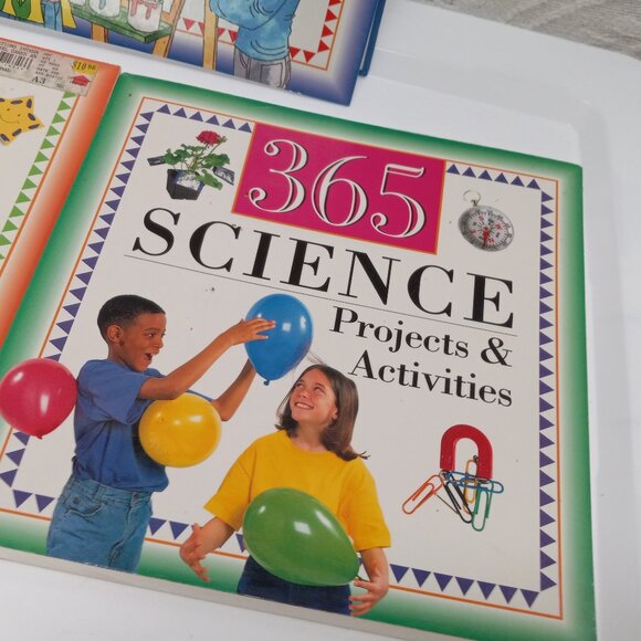 Lot Of 3 Books For Kids Science Projects Travel Games Art & Craft Activities - Picture 3 of 9